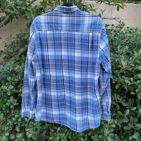 Weatherproof Men's Blue Plaid Flannel Long Sleeve Button Down Shirt Size Medium - Picture 2 of 6